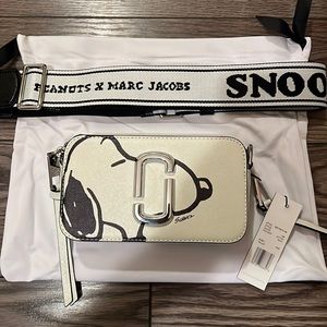 Marc Jacobs x PEANUTS the Snapshot Camera Bag Leather Snoopy Cotton White Multi